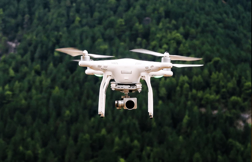 ¿Cómo pueden usar los drones para robar información?