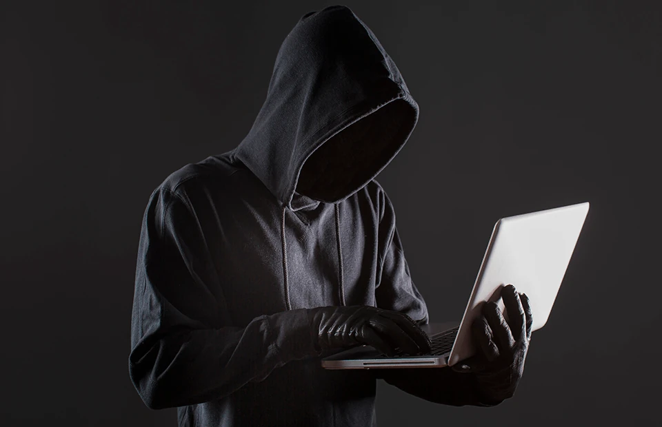 ¿Cómo los hackers eligen a sus víctimas?
