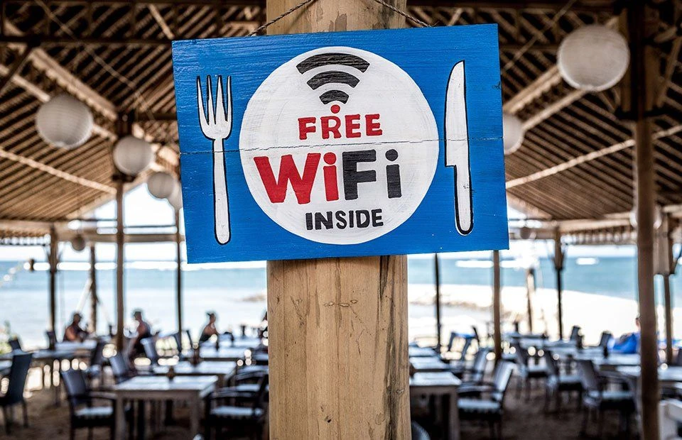 Wifi eavesdropping o escuchas maliciosas en redes públicas
