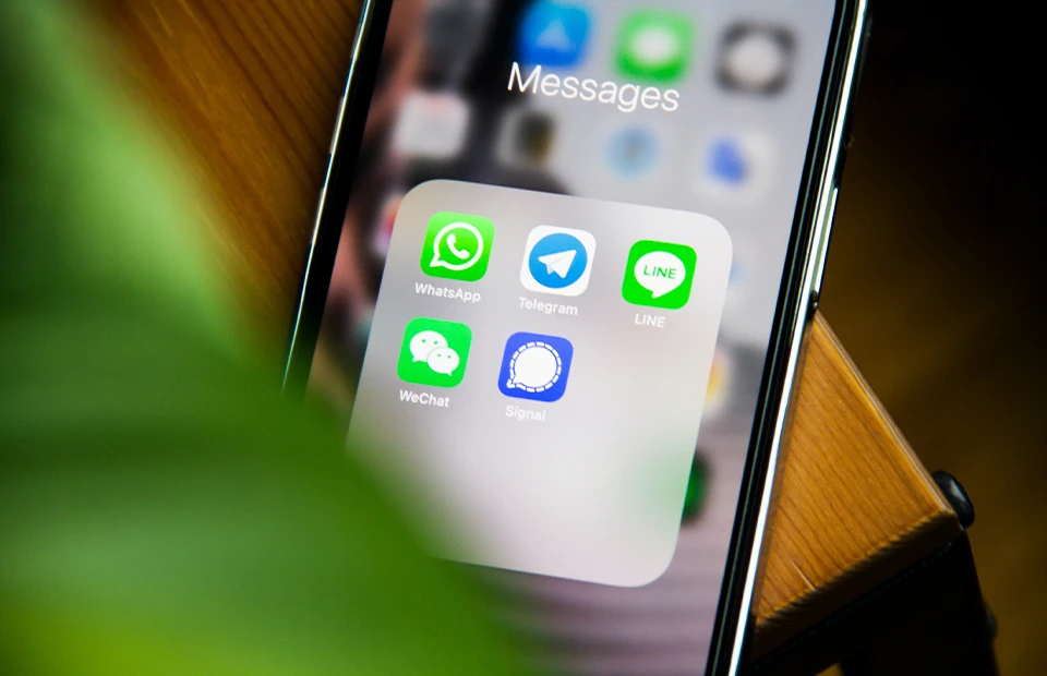 Mantener la privacidad en aplicaciones de mensajería instantánea
